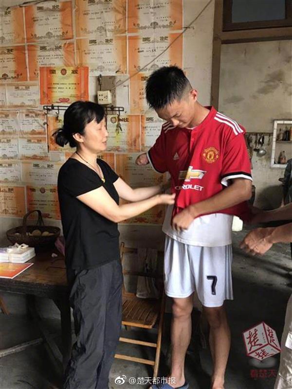 双温哪有快餐服务 _ 五金卫浴