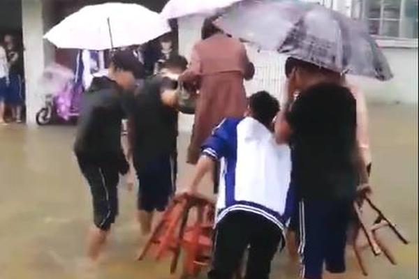 美女一个晚上要多少钱啊 _ 房车马桶,美女一天多少钱