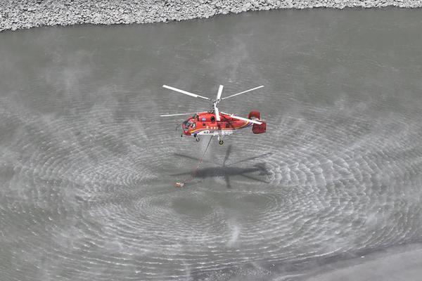长兴县100元一条街 _ 园林图片,长兴县城特色美食街地址
